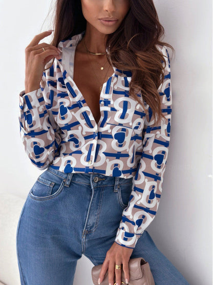 Monika | Aufgeräumte Damenbluse mit Satindruck