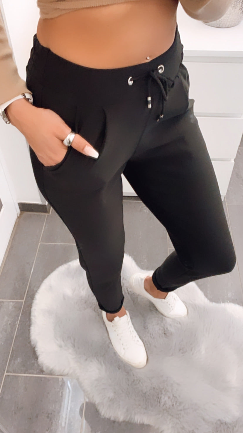 Stoffhose Classic Schwarz - Bequeme Damen Hose mit Gummizug